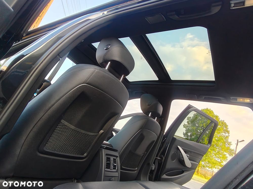 BMW Seria 3 320d xDrive Sport Line - 14