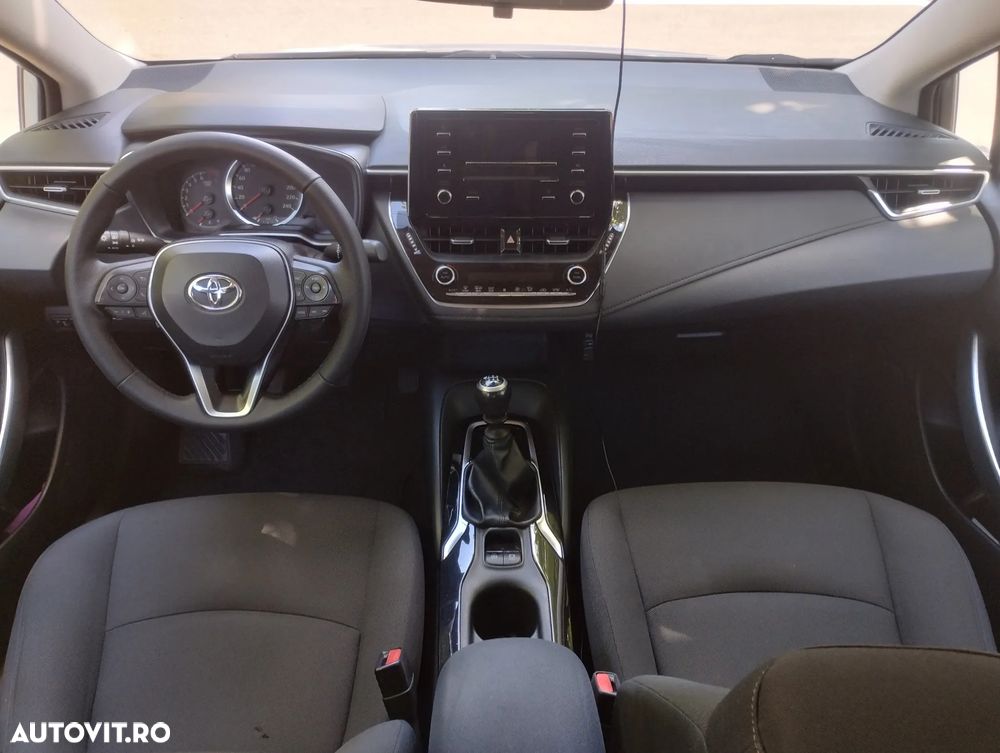 Toyota Corolla 1.6 Valvematic Sol - 9