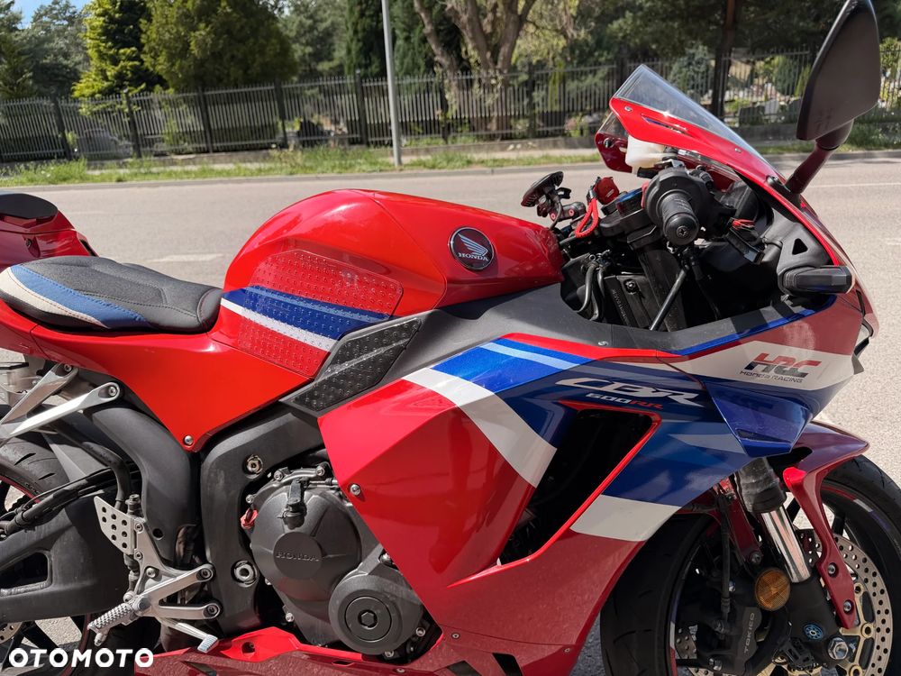 Honda CBR - 13