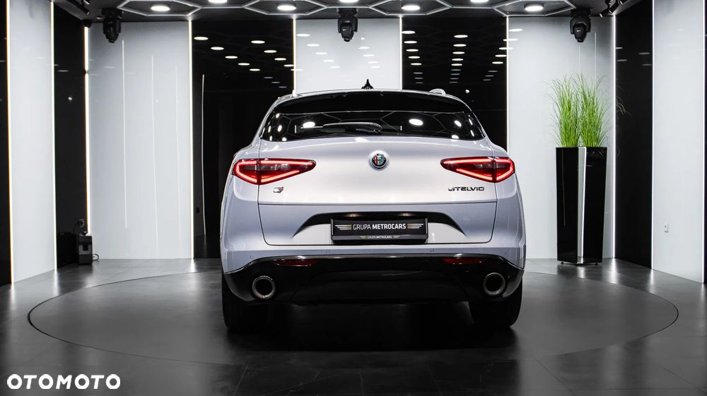 Alfa Romeo Stelvio 2.0 Turbo TI Q4 - 7