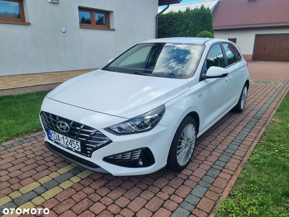 Hyundai i30 1.5 DPI Classic + - 3