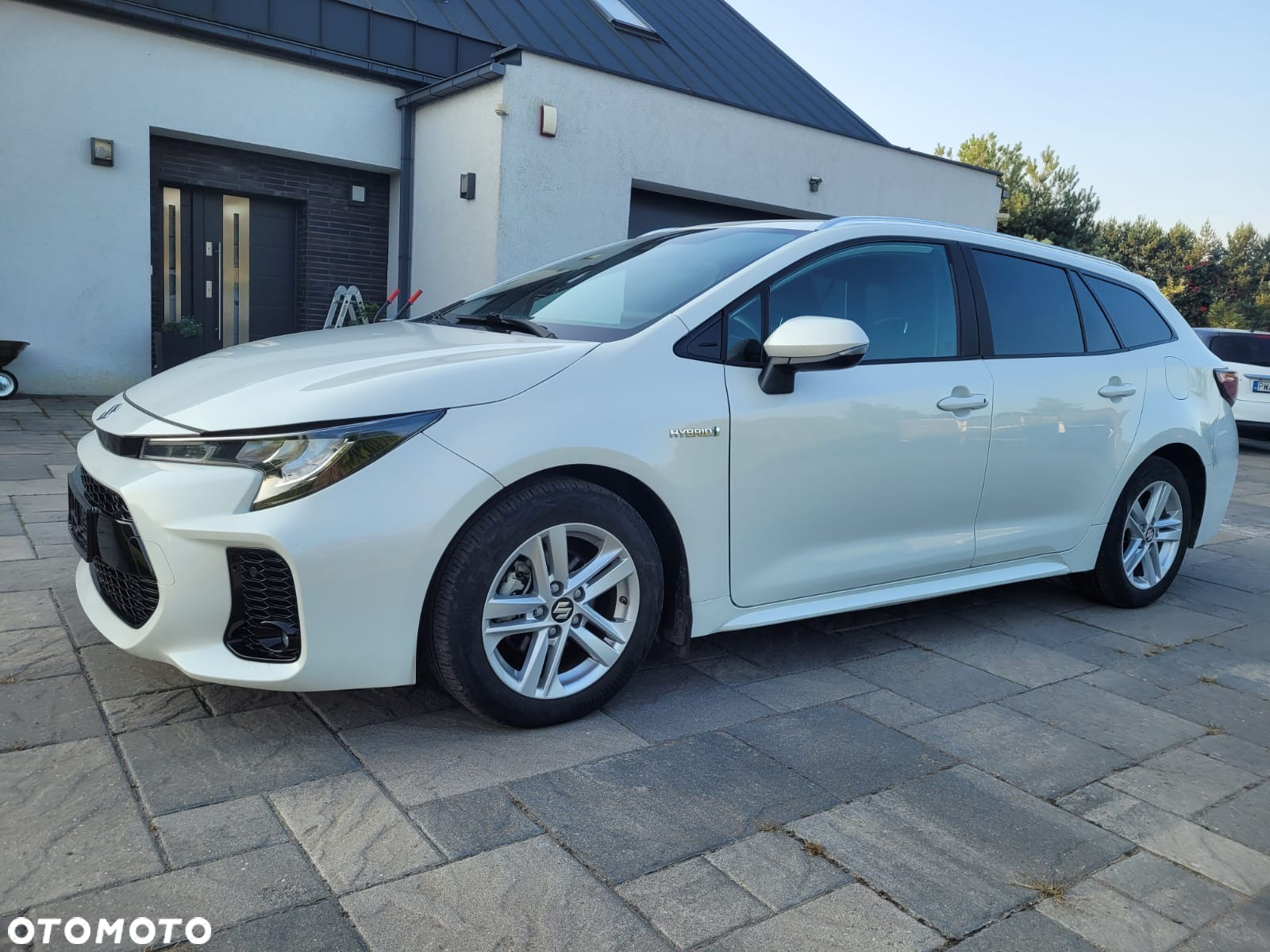 Suzuki Swace 1.8 Hybrid Elegance CVT - 3