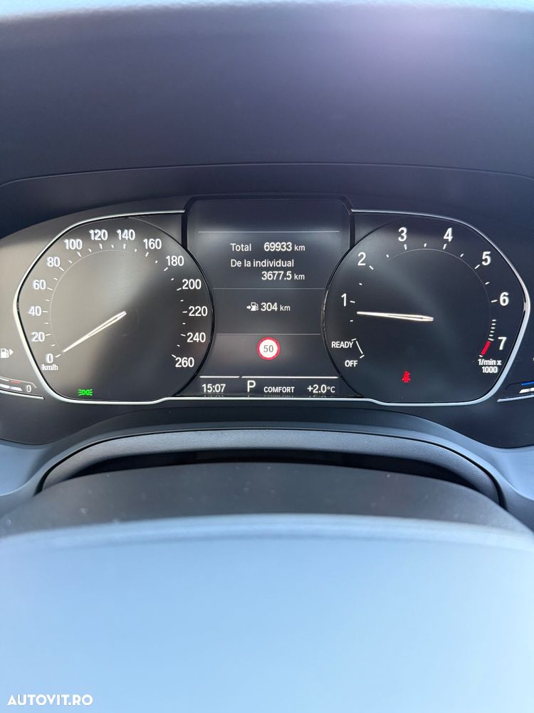 BMW Seria 3 320i GT Aut. Luxury Line - 24