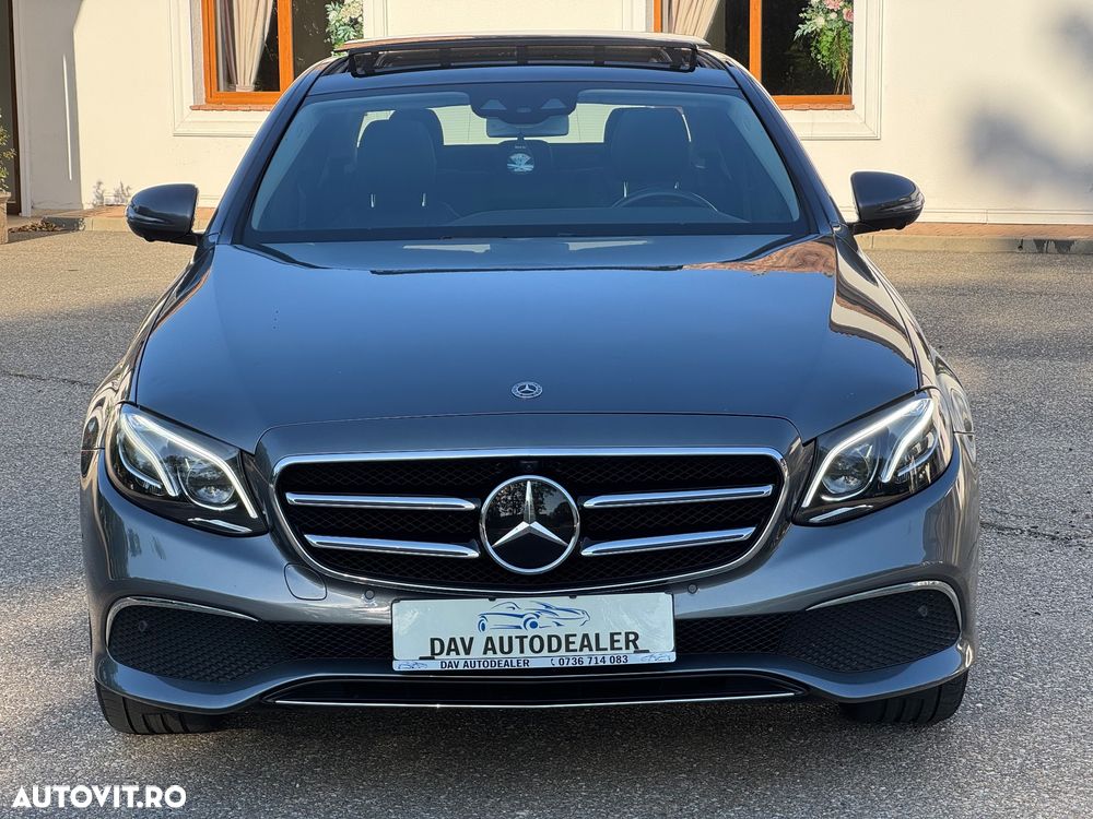 Mercedes-Benz E 300 Aut. - 16
