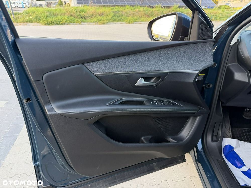 Peugeot 3008 BlueHDi 130 Stop & Start EAT8 Allure Pack - 14