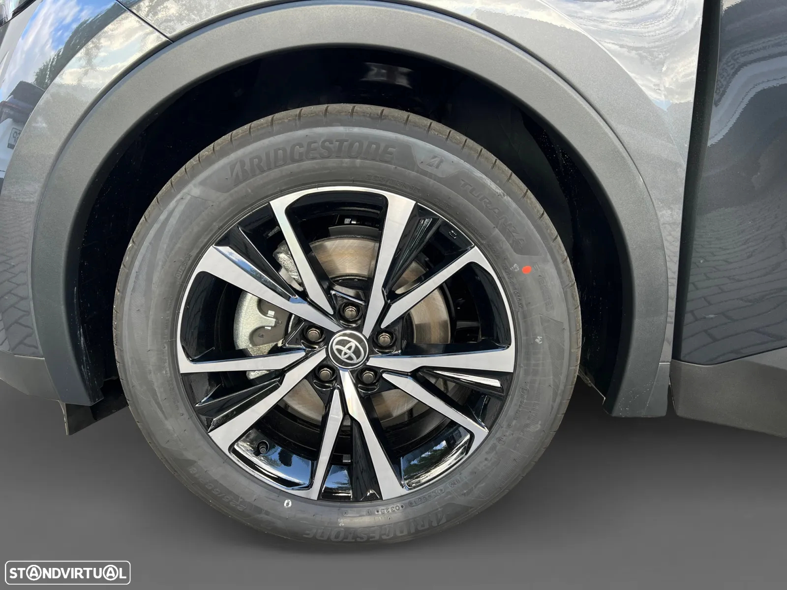 Toyota C-HR 2.0 Hybrid Square Collection - 16