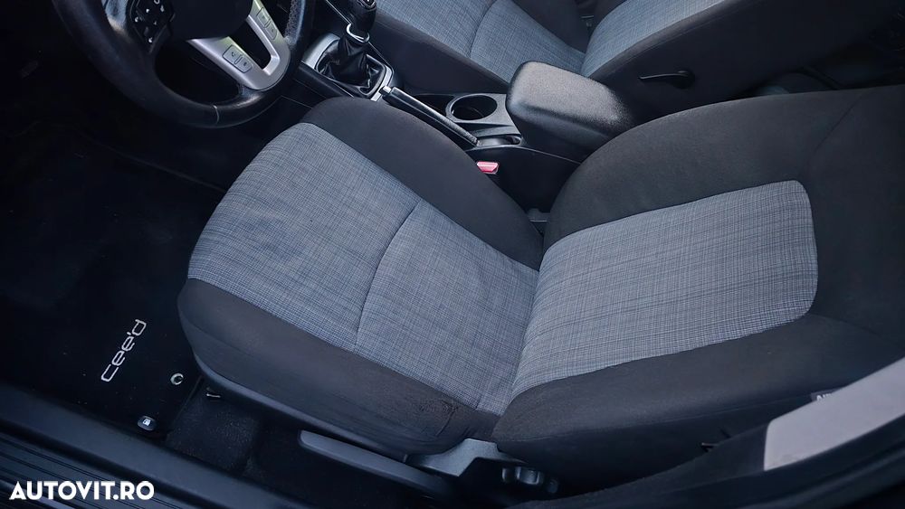Kia Ceed 1.6 CRDi 128 Dream-Team Edition - 7