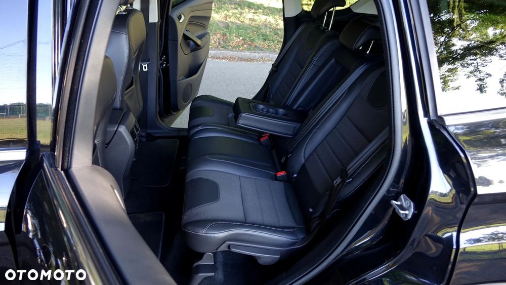 Ford Kuga 1.5 EcoBoost 2x4 Titanium - 8