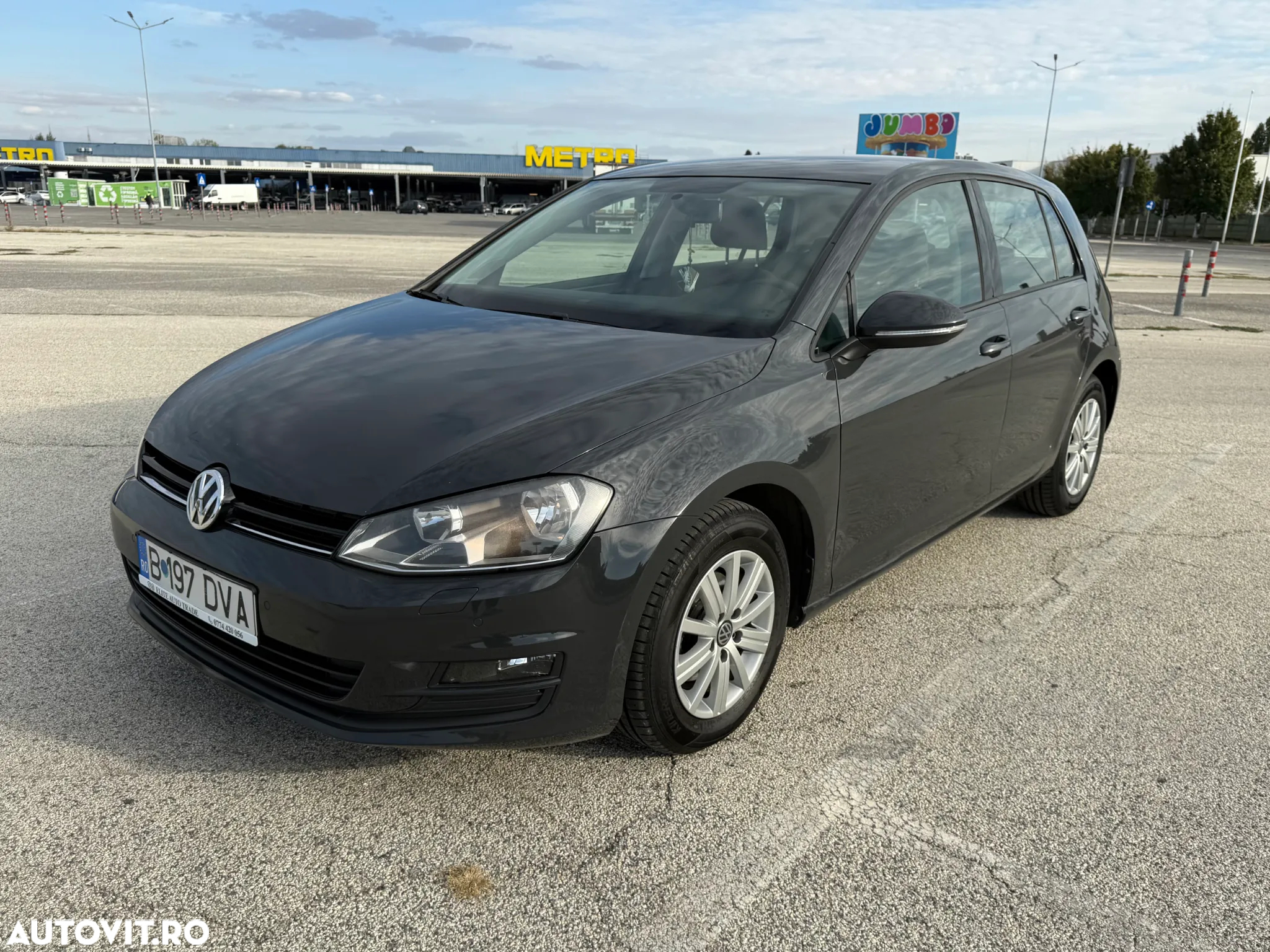 Volkswagen Golf 1.6 TDI DPF BMT DSG Trendline - 19