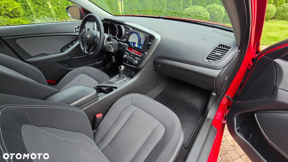 Kia Optima - 34