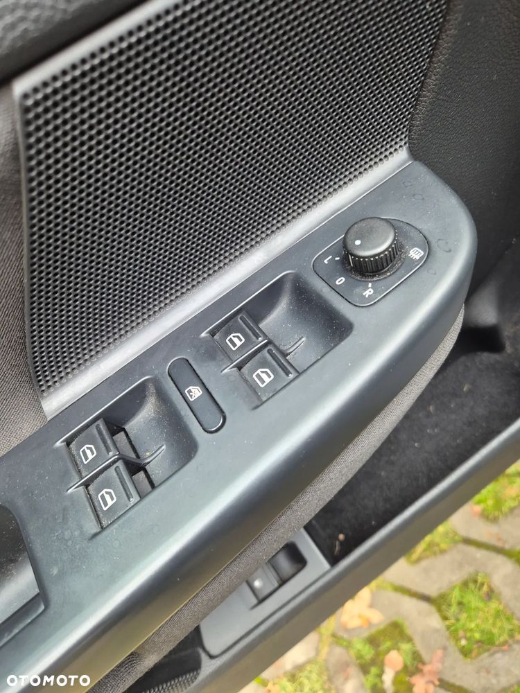 Volkswagen Jetta 1.6 TDI DPF Comfortline - 16