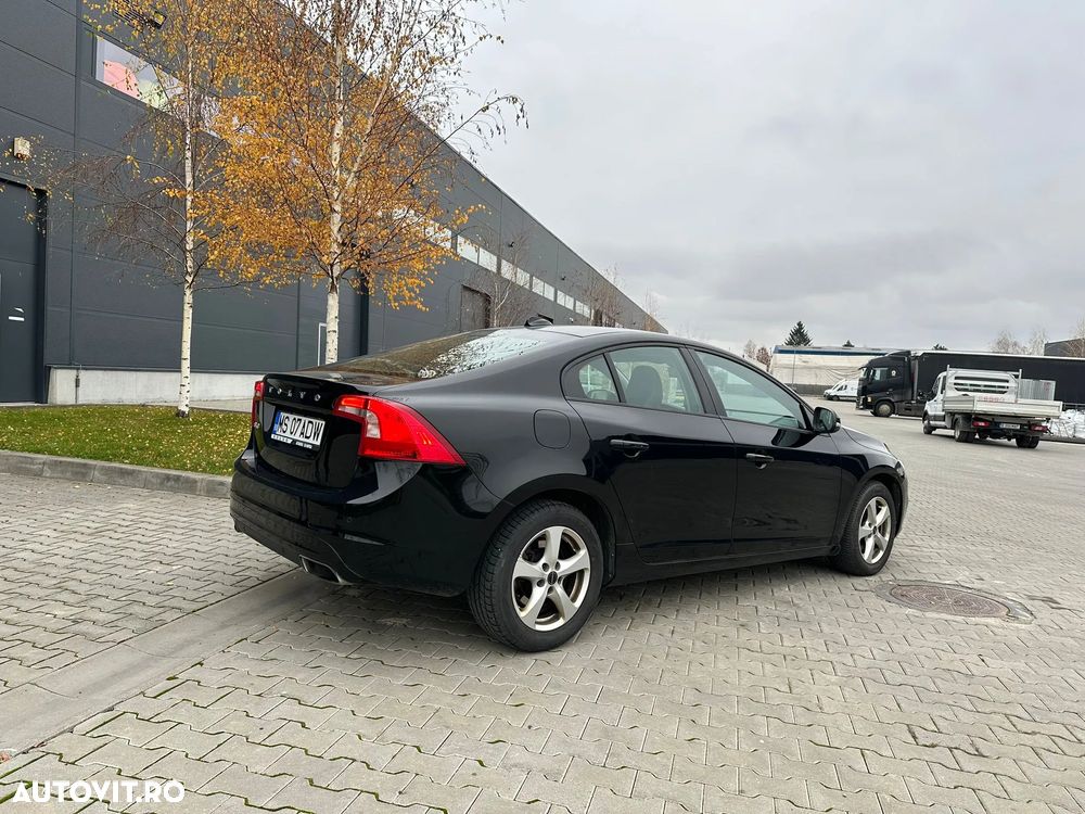 Volvo S60 D4 Geartronic Momentum - 11