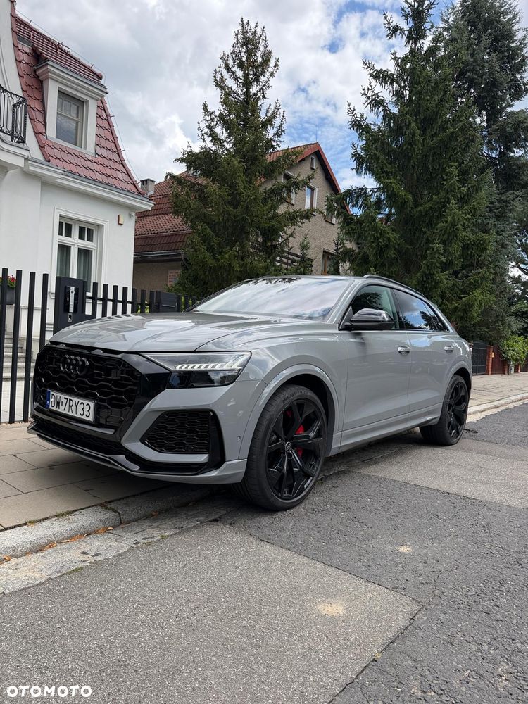 Audi RS Q8 - 2