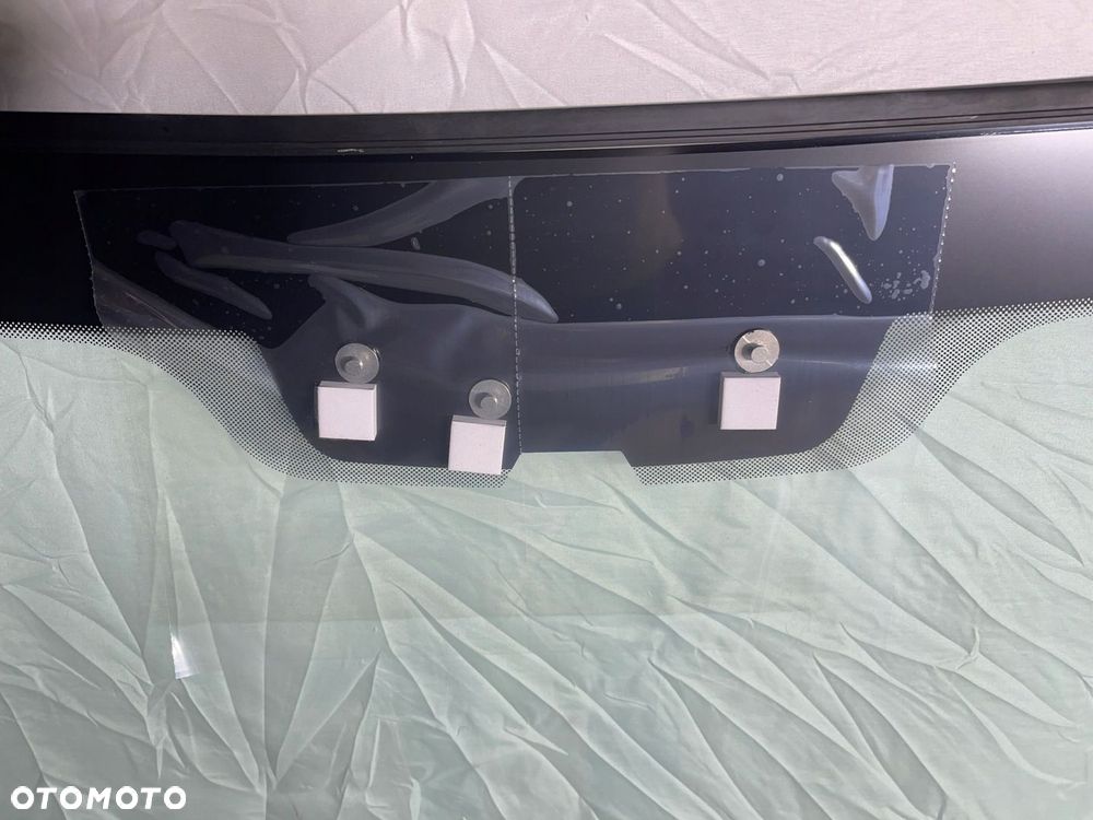 SZYBA PRZEDNIA CZOŁOWA NOWA CHEVROLET CAMARO COUPE HUD 2016-2019 - 5