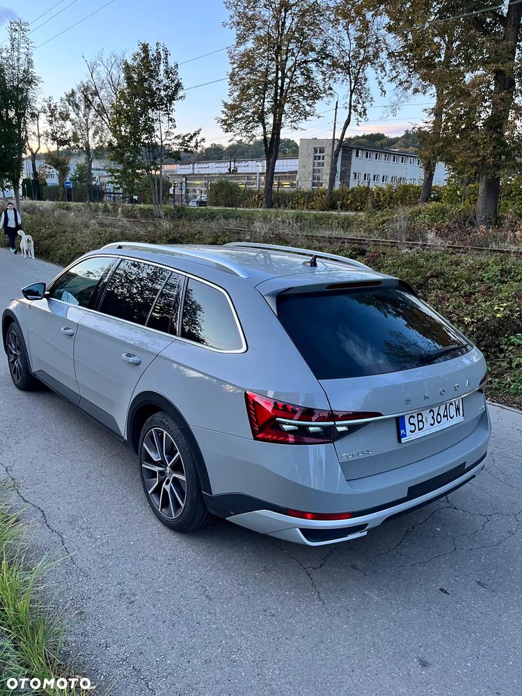 Skoda Superb 2.0 TSI 4x4 Scout DSG - 3