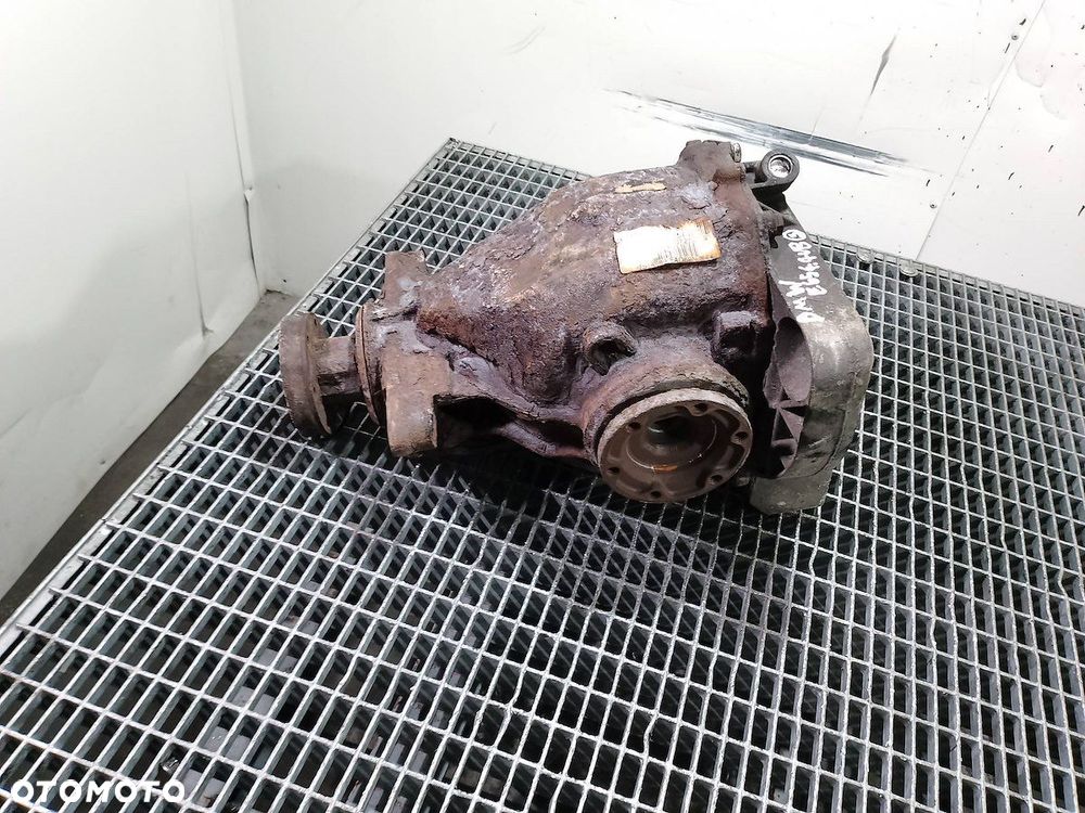 DYFERENCJAŁ TYŁ BMW E65 7514989 3.5 V8 - 6