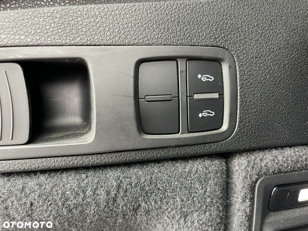 Audi Q5 2.0 TDI quattro design - 12