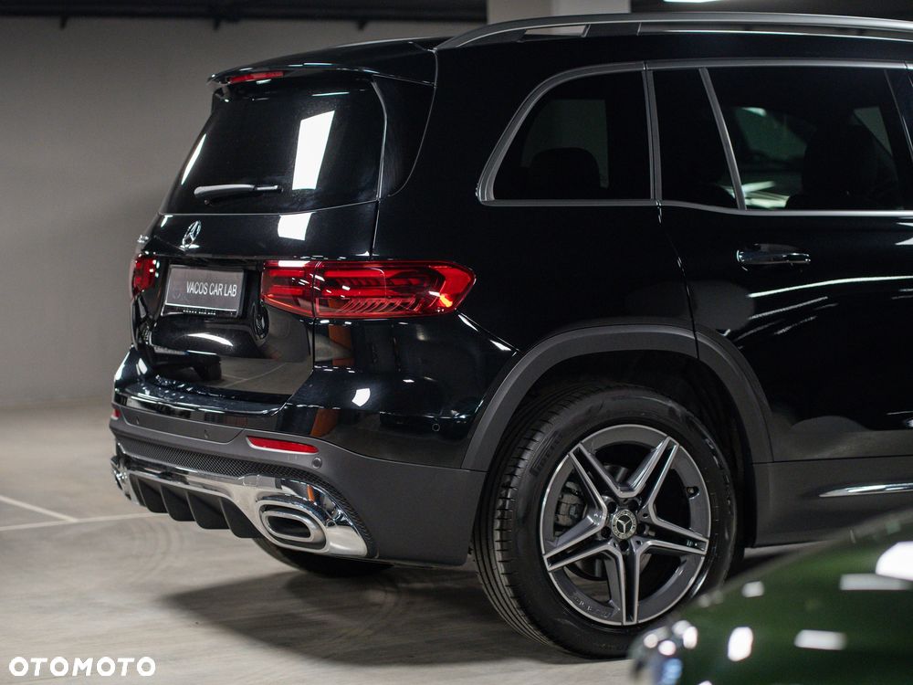 Mercedes-Benz GLB 200 AMG Line 7G-DCT - 4