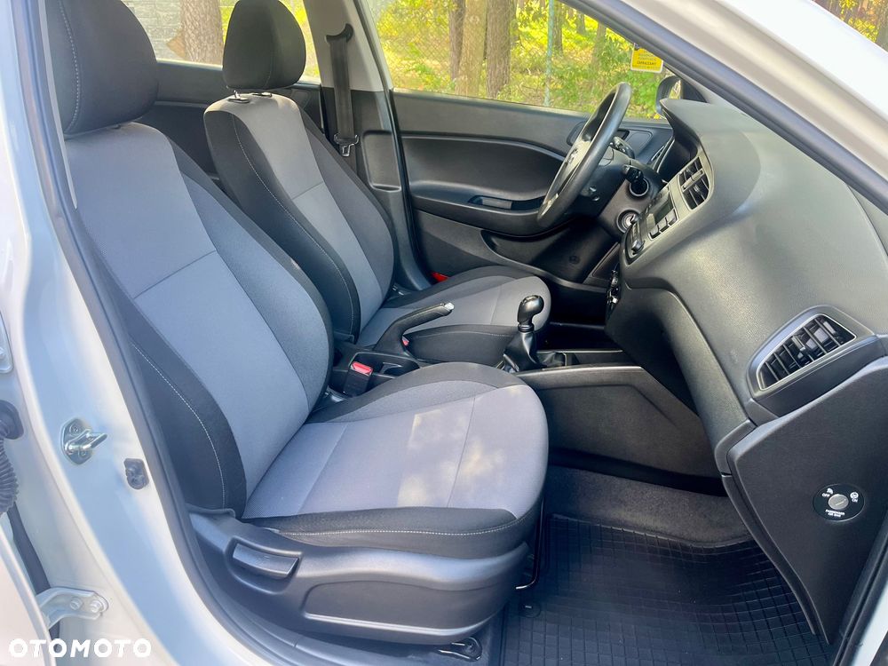 Hyundai i20 1.2 Classic Plus - 16