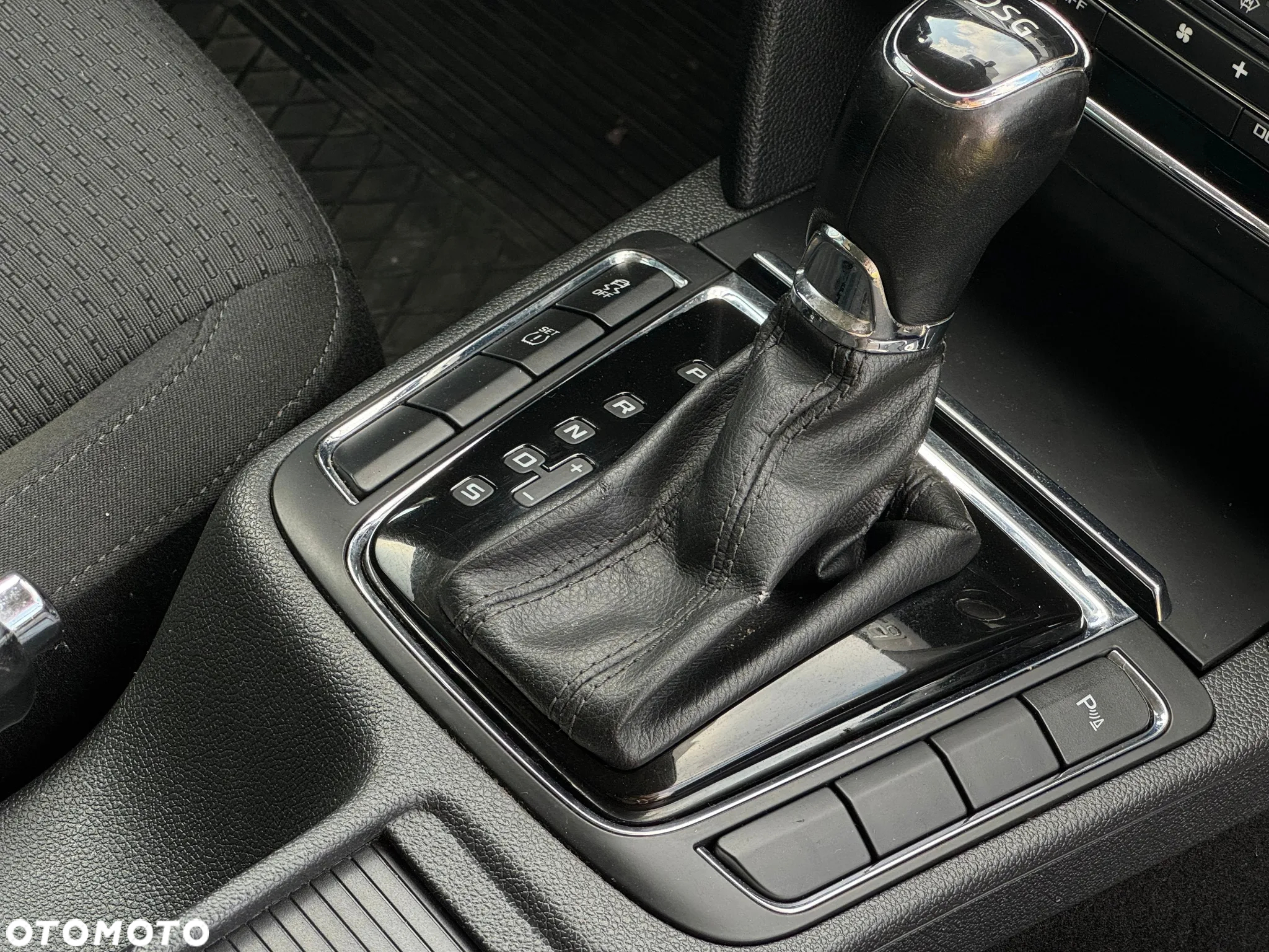 Skoda Superb 2.0 TSI Elegance DSG - 11