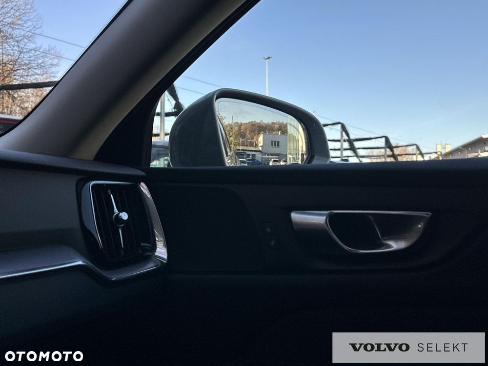 Volvo V60 Cross Country - 29