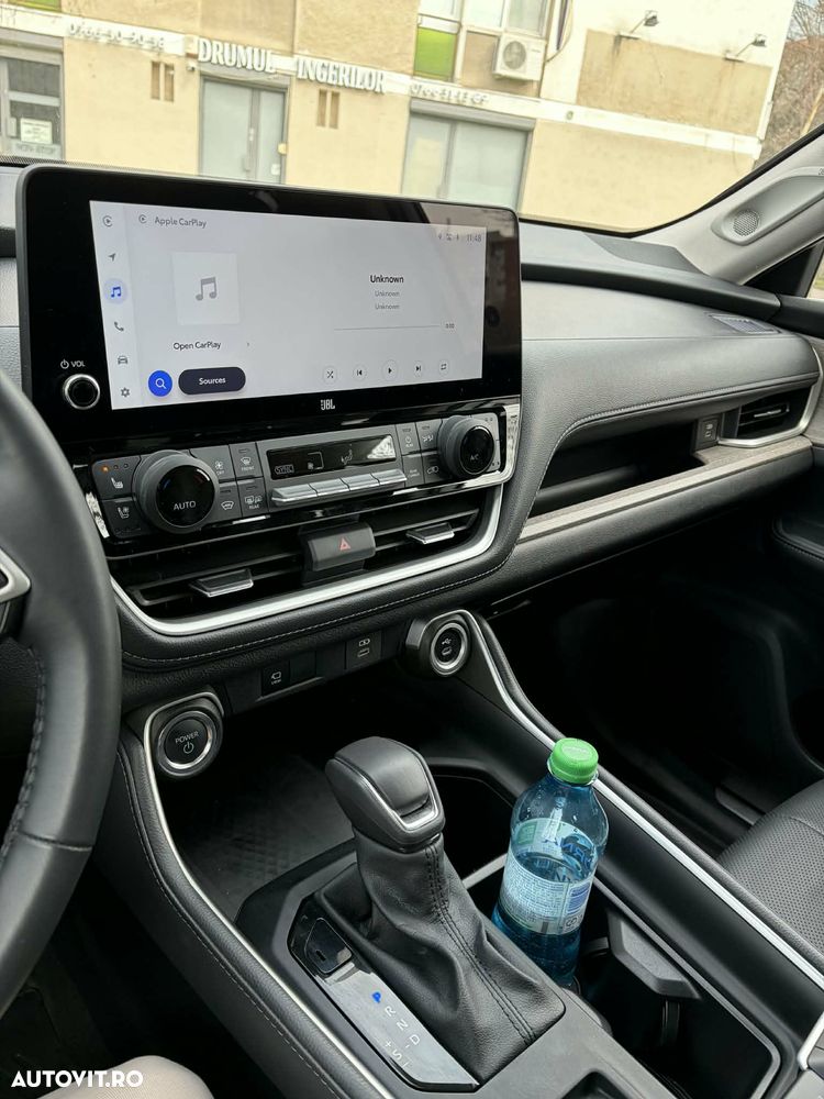 Toyota Highlander 2.5 L Dynamic Force 248CP Luxury Pearly - 8