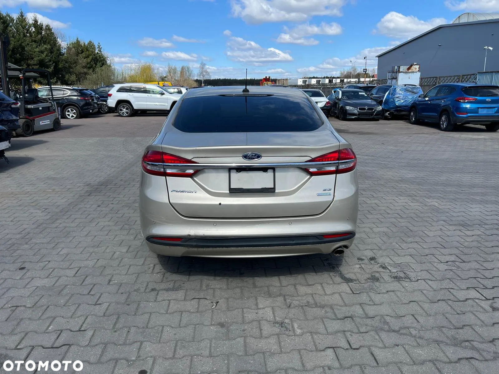 Ford Fusion - 6