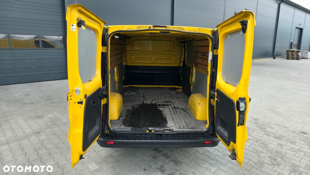 Renault TRAFIC - 13