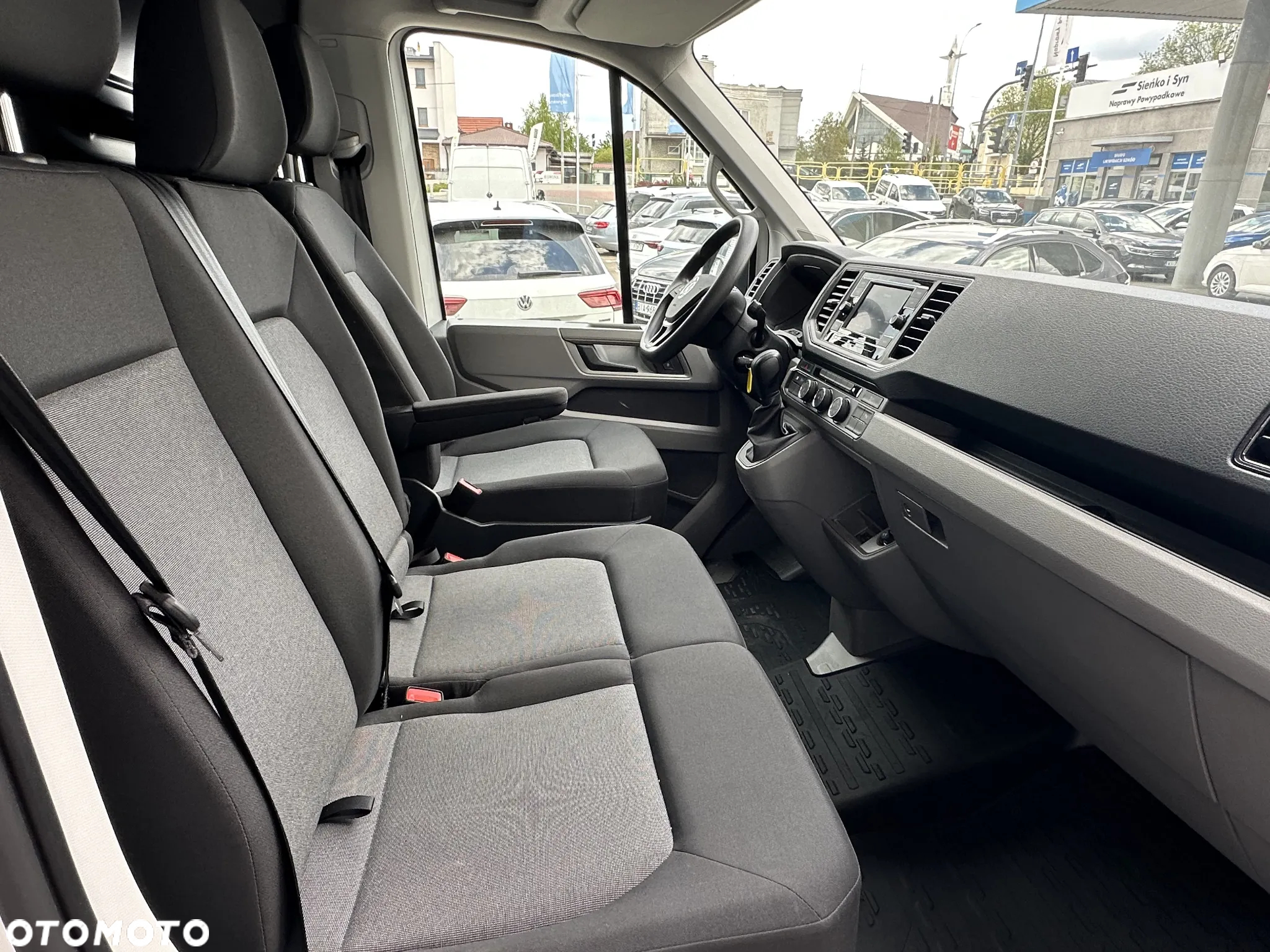 Volkswagen Crafter - 13