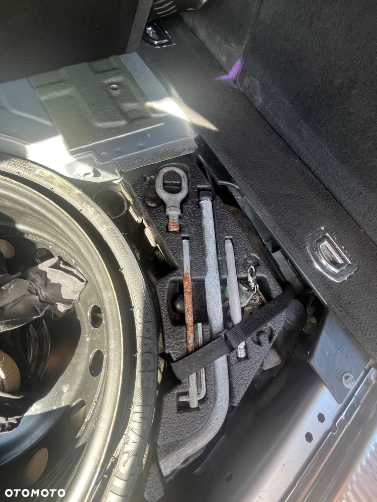 Volkswagen Touareg 3.0 V6 TDI DPF Automatik Individual - 30