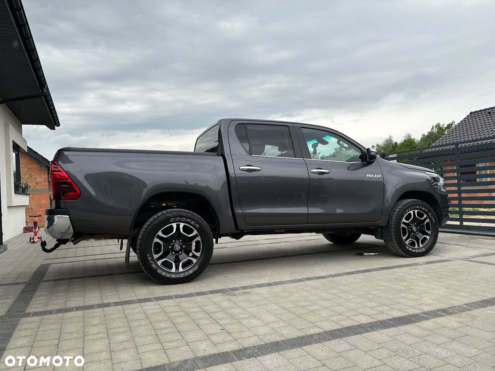 Toyota Hilux 2.8 D-4D Double Cab SR5+ 4x4 - 22