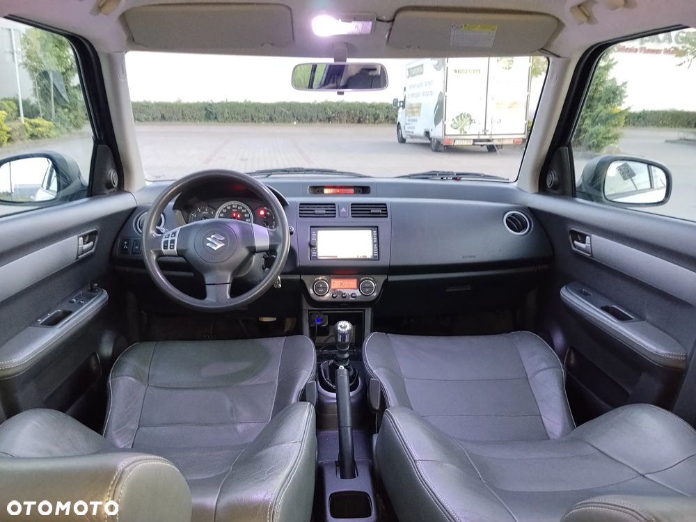 Suzuki Swift - 9