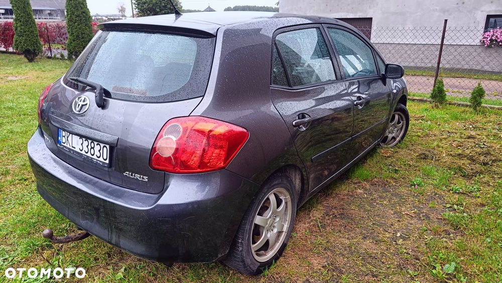 Toyota Auris 2007 photo 4