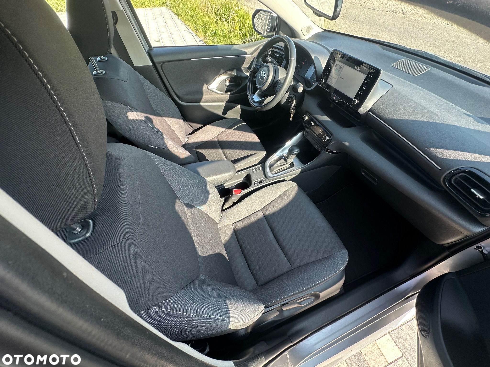 Toyota Yaris - 4