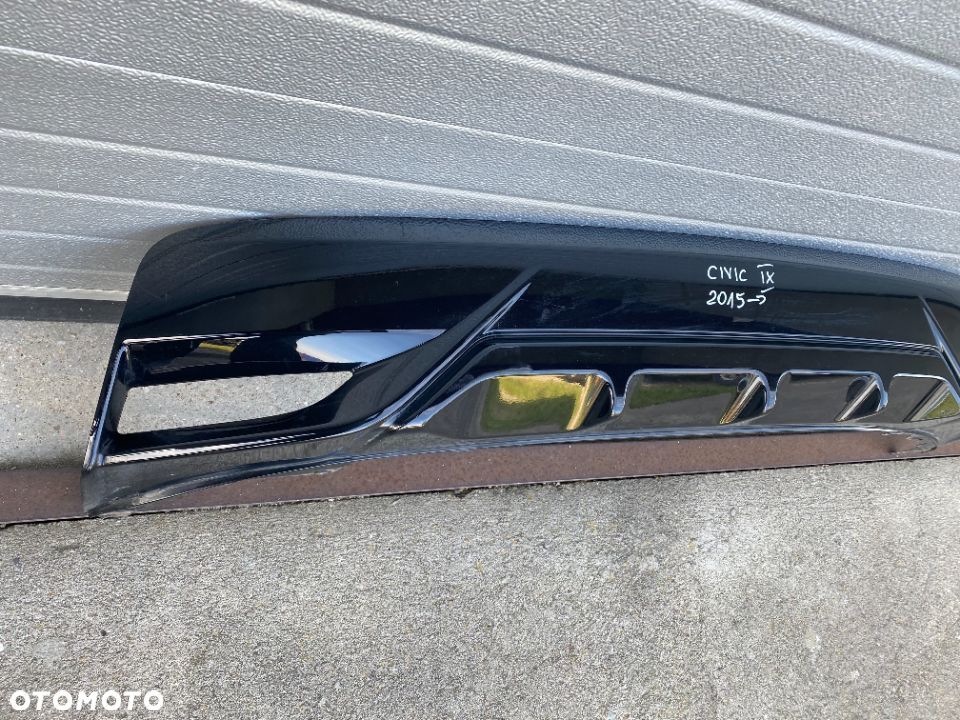 SPOILER ZDERZAKA TYLNEGO HONDA CIVIC IX 2015-- - 3