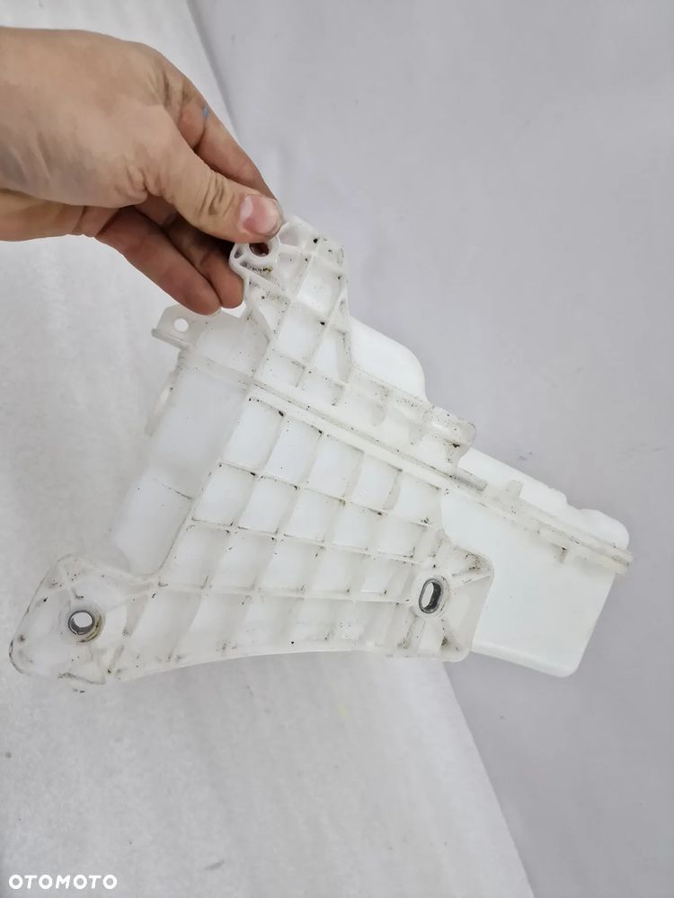 SKODA KAMIQ / SKODA SCALA / AUDI A1 II / VW POLO VI 2G0 17- ZBIORNICZEK SPRYSKIWACZY , NR 2Q0955453G , NR AUKCJI ZS27 - 5