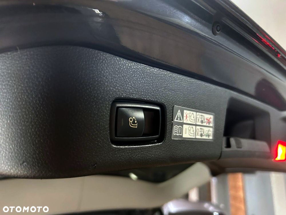 Mercedes-Benz GLE 500 4-Matic 9G-TRONIC - 29