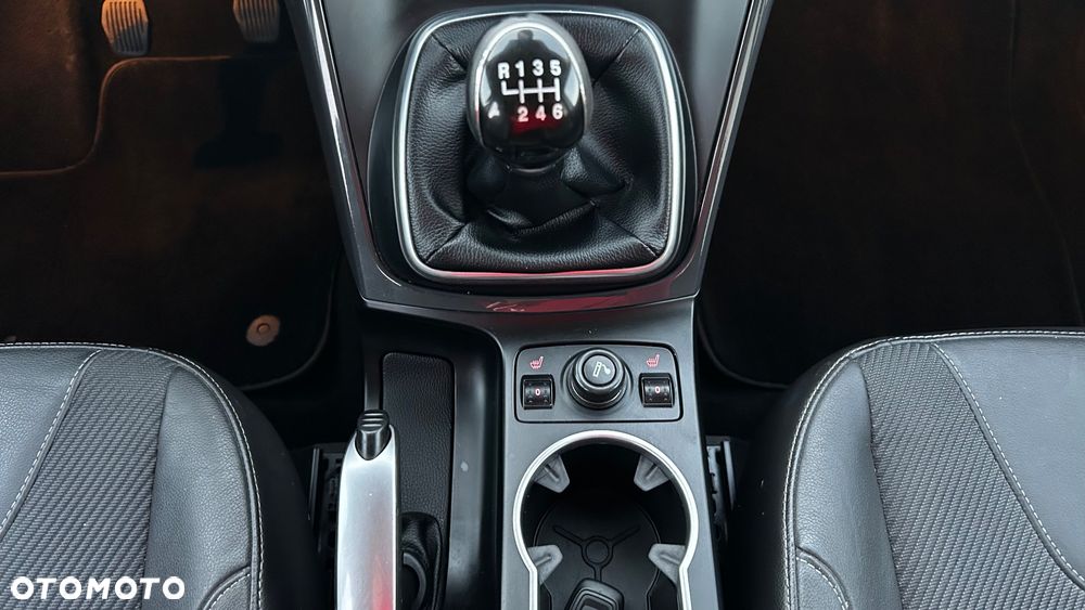 Ford Kuga - 14