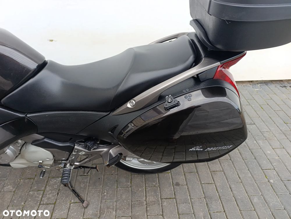 Honda NTV - 16