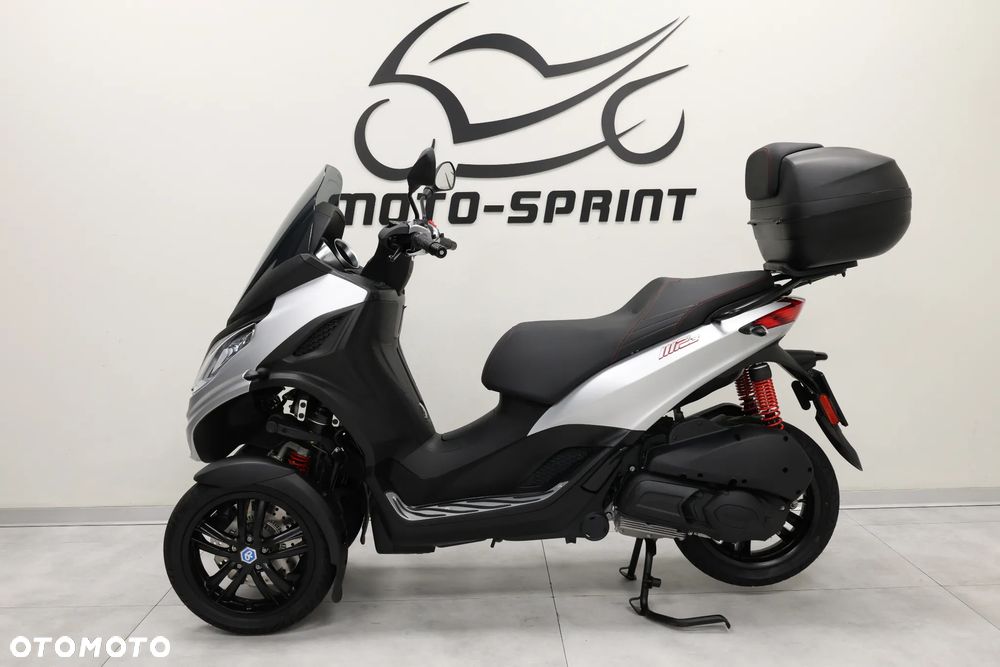 Piaggio MP-3 - 3
