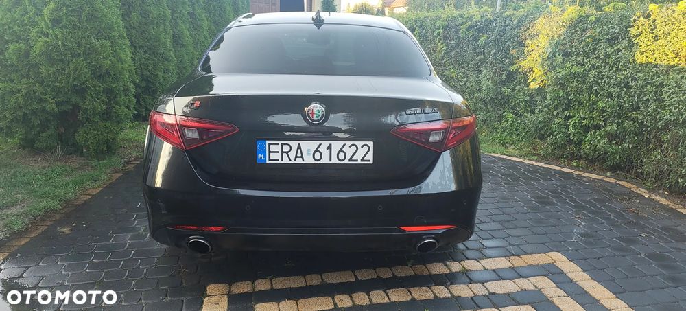 Alfa Romeo Giulia - 6