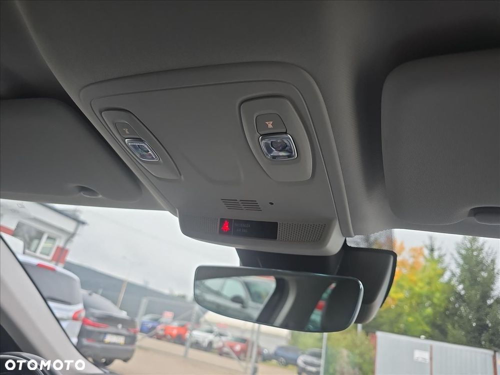 Renault Megane 1.3 TCe FAP Intens EDC - 25