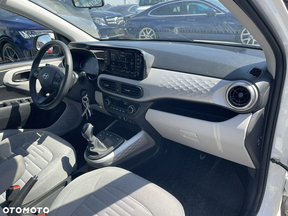 Hyundai i10 - 11