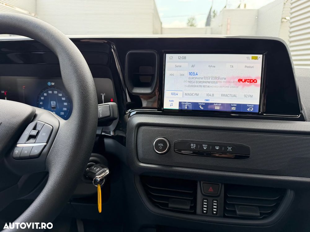 FORD Courier 2026 — imagine 4