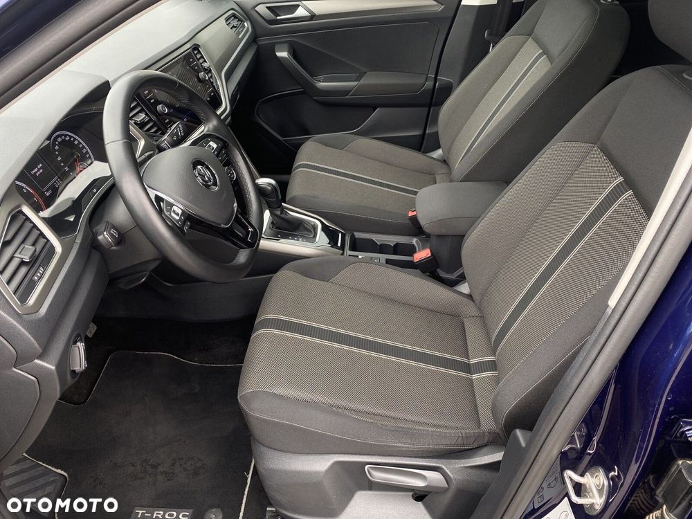 Volkswagen T-Roc - 11