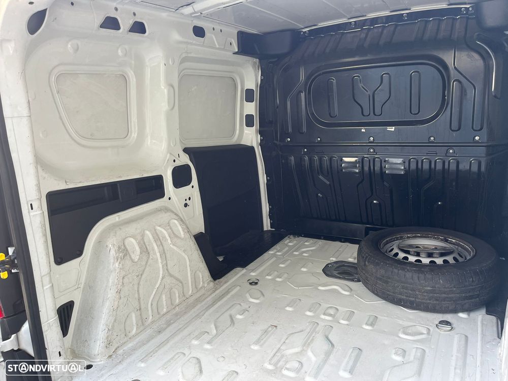 Fiat Doblo 1.3 Multiject C/Porta Lateral - 24