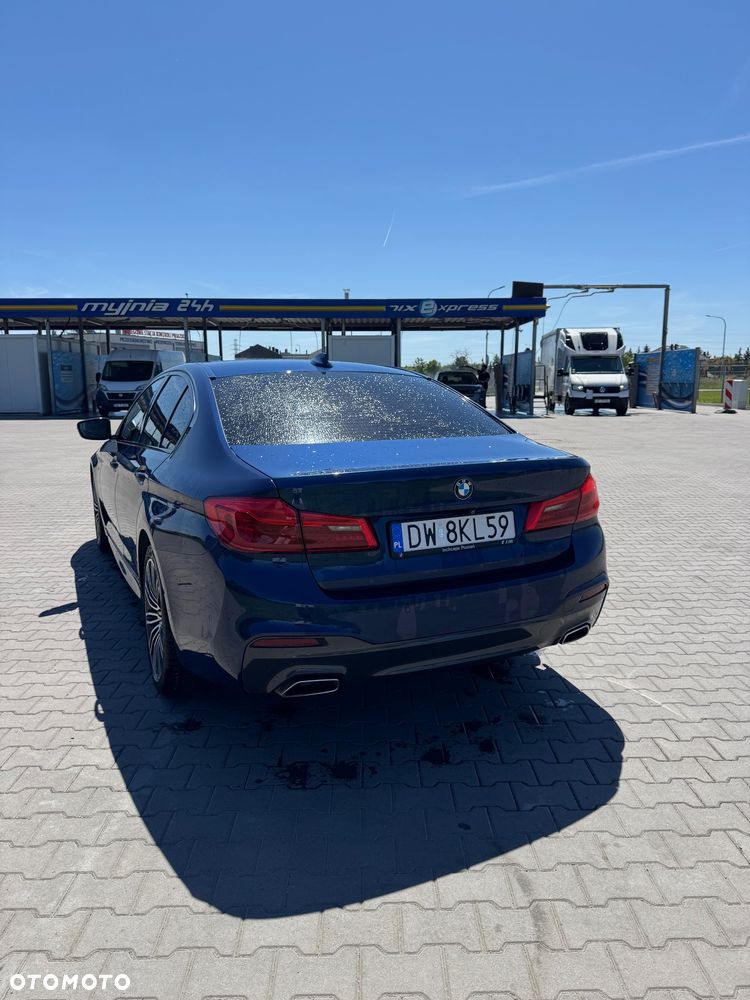 BMW Seria 5 518d M Sport - 3