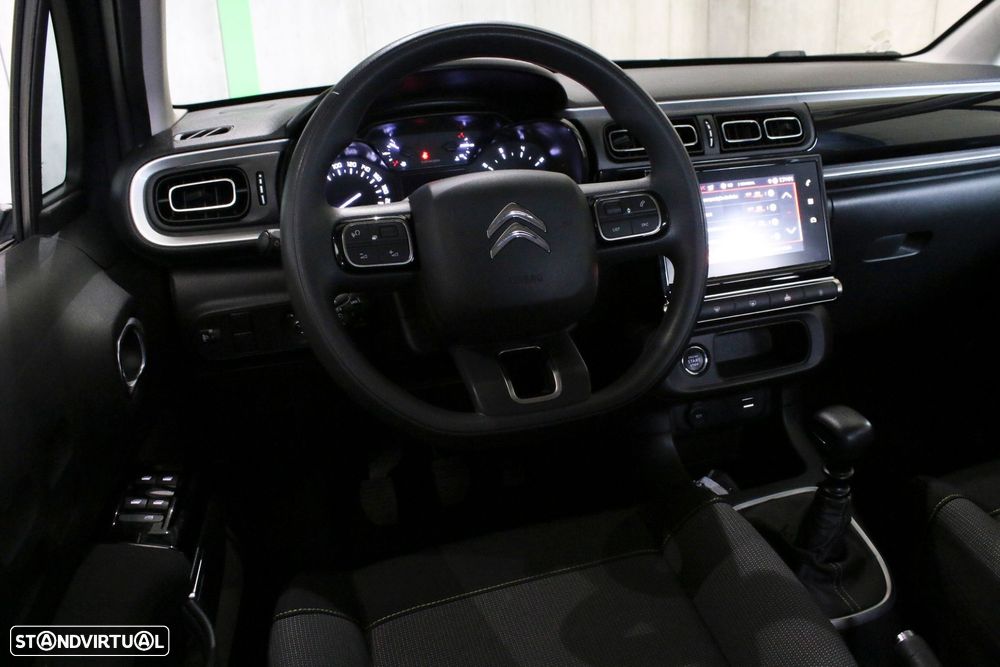 Citroën C3 1.2 PureTech Shine - 19