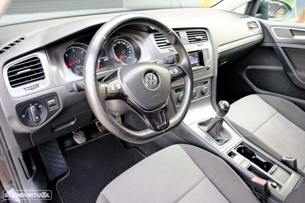 VW Golf 1.6 TDi Trendline - 6