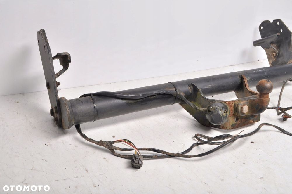 ISUZU D-MAX II HAK HOLOWNICZY 5-8676-0899-0 - 2